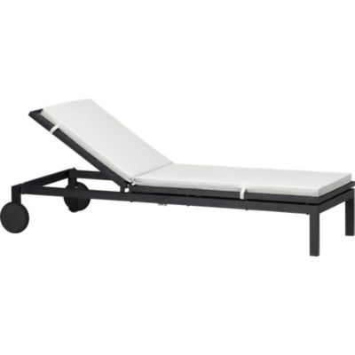 Alfresco Grey Chaise Lounge with Sunbrella Eggshell Cushion