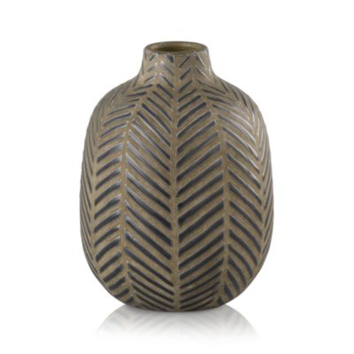 Arashi Vase