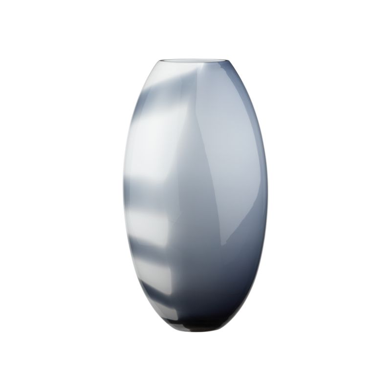BlueOmbreVaseBarrelF11