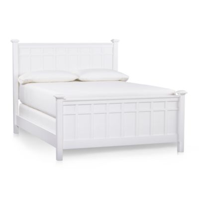 Queen Size Platform Beds  Center Posts on Brighton White Queen Bed  799 00