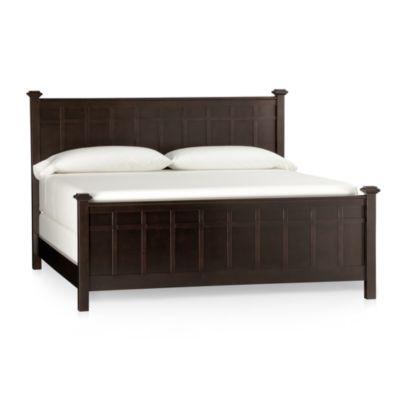 Queen Size Platform Beds  Center Posts on Queen Engineered Wood Bed   Crate And Barrel