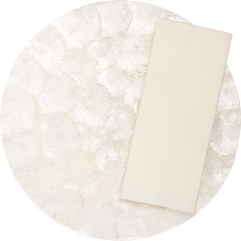 Capiz Shell Round Placemat and Lustre Ivory Napkin