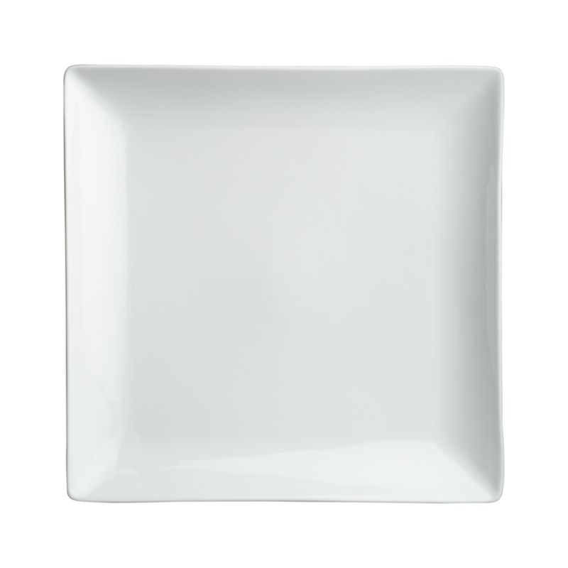 Court Dinner Plate