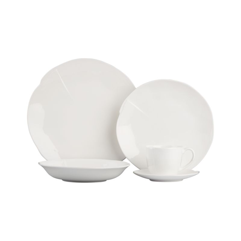 5-piece place setting: dinner plate, salad plate, low bowl, cup and saucer-plate.