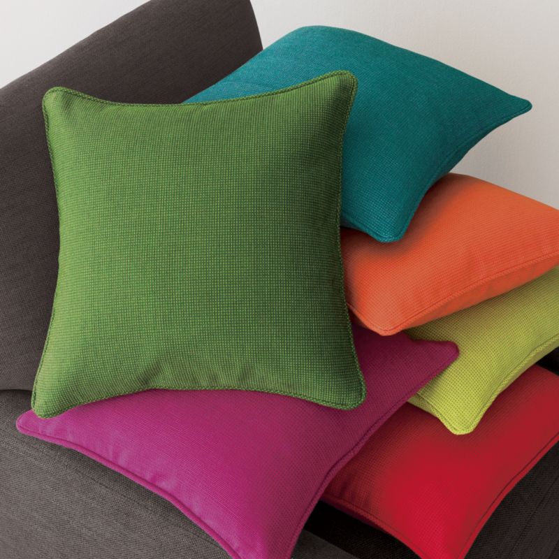 Henley Pillows