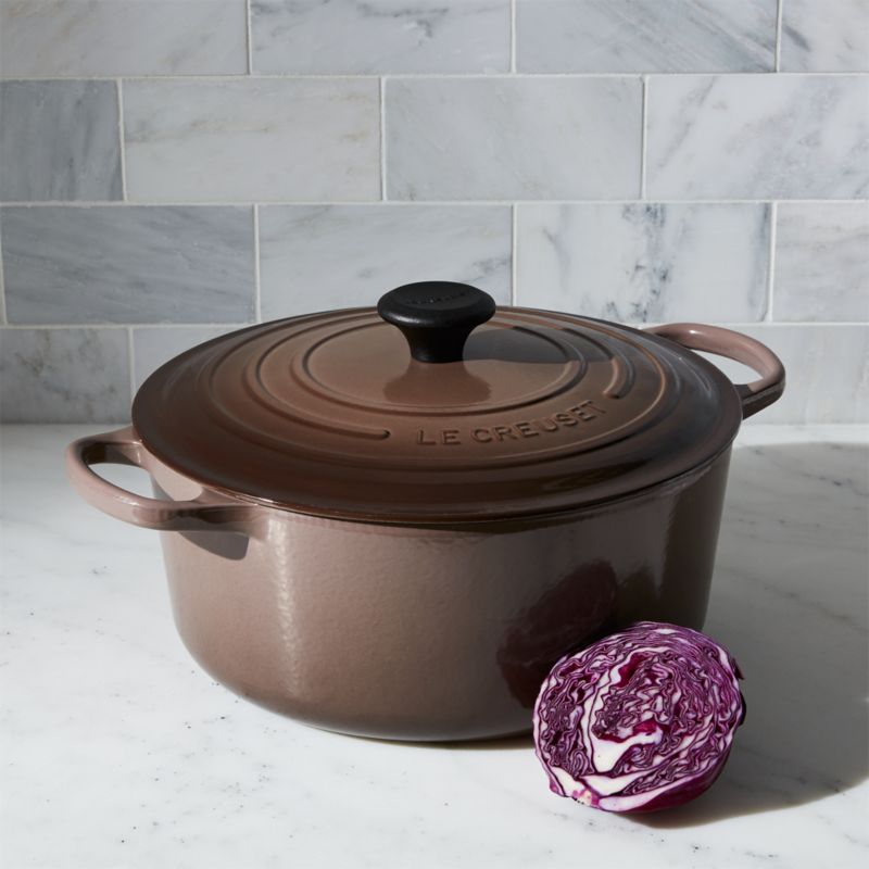 Le Creuset ® Signature 7.25-Qt. Round Truffle French Oven with Lid
