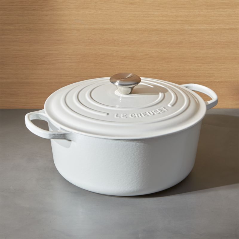 Le Creuset ® Signature 7.25-Qt. Round White French Oven with Lid