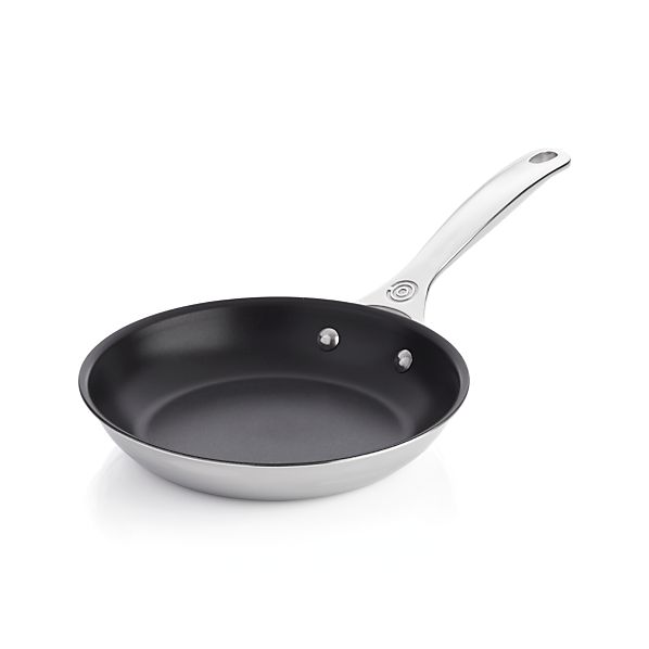 Le Creuset ® Signature Nonstick 8" Fry Pan