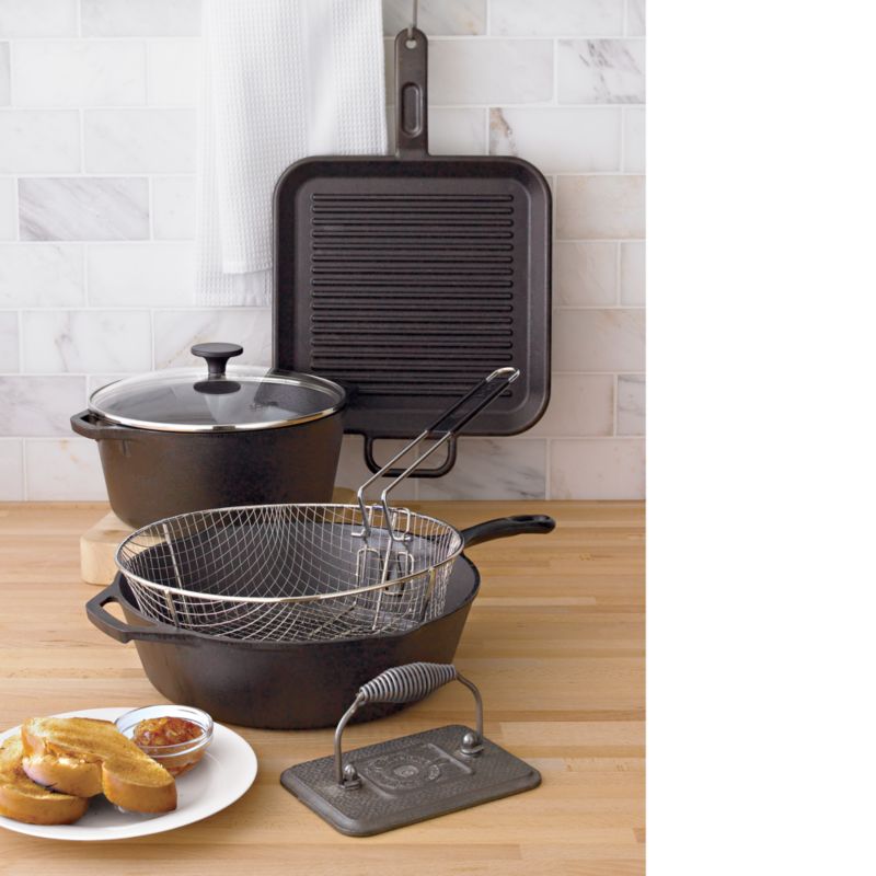 Lodge (r) Cast Iron Deep Skillet/Deep Fry Basket