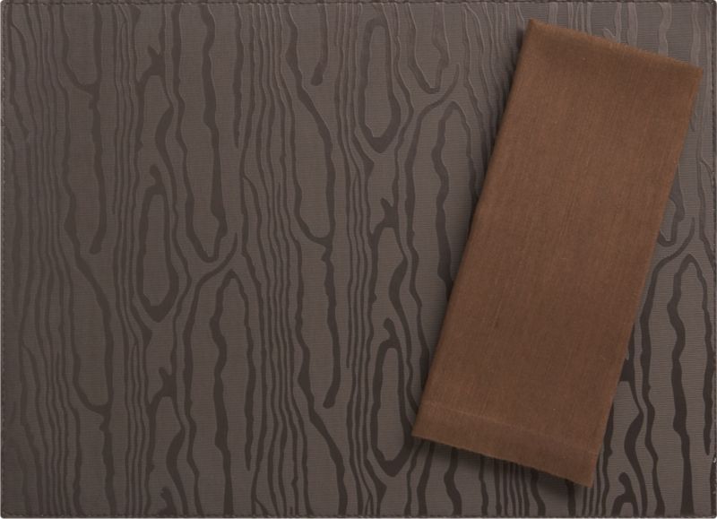 Madeira Brown-Ivory Placemat and Lustre Brown Napkin
