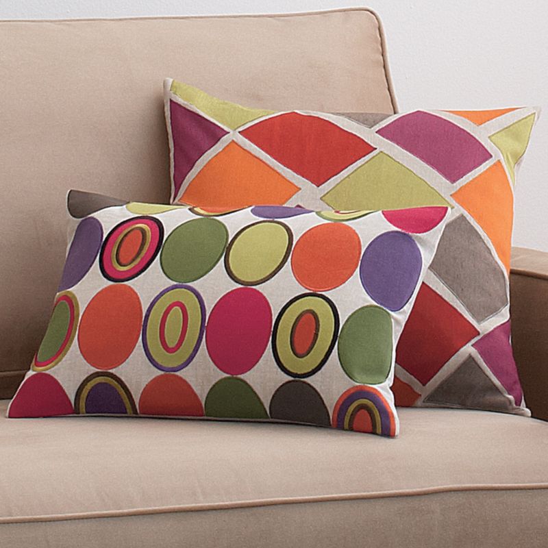 Ovation Pillow