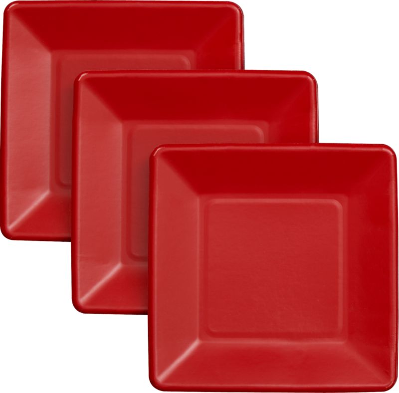 Set of 18 red paper plates. 7" sq.