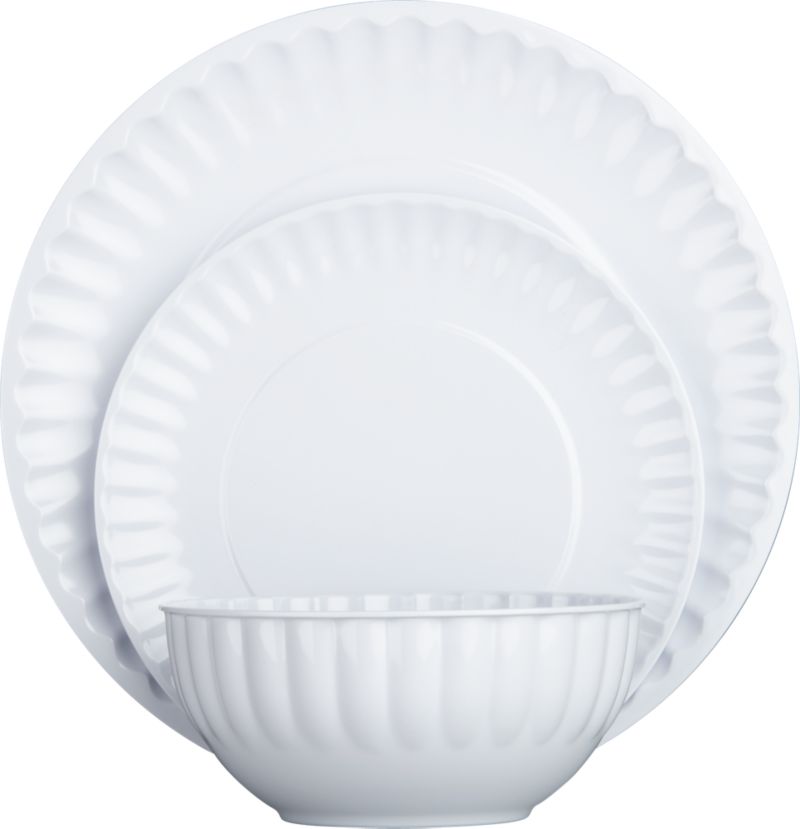 Picnic White Dinnerware