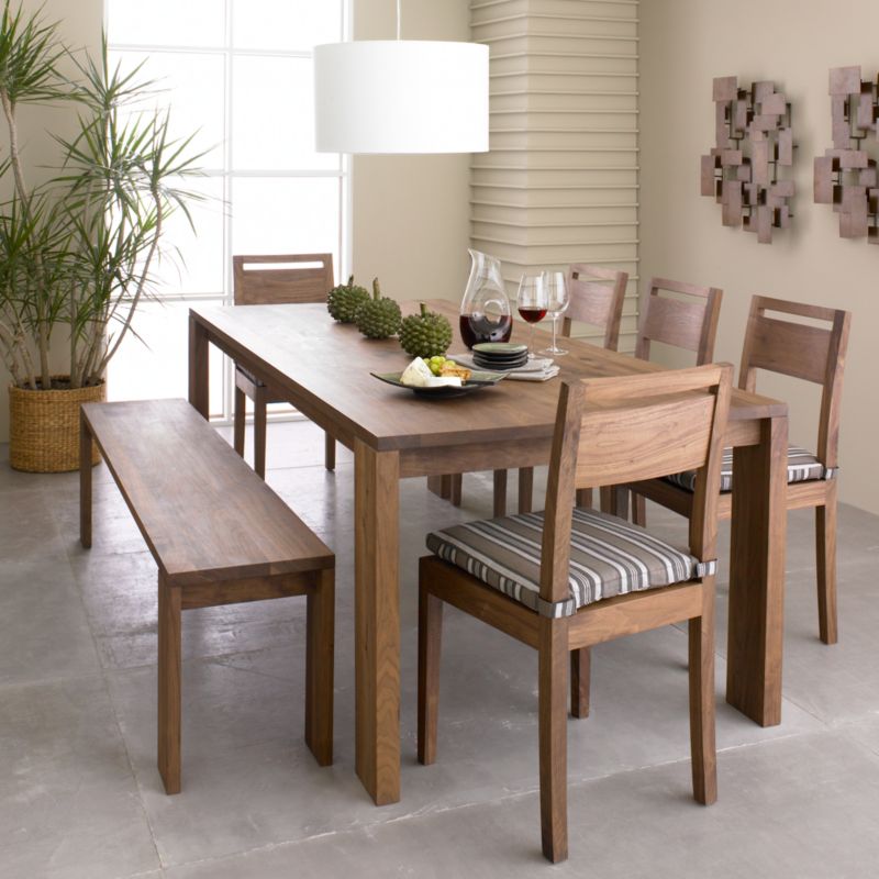 Rohe Dining Table