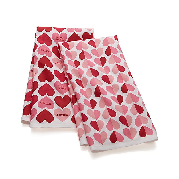 Set of 2 Valentine Heart Dish Towels