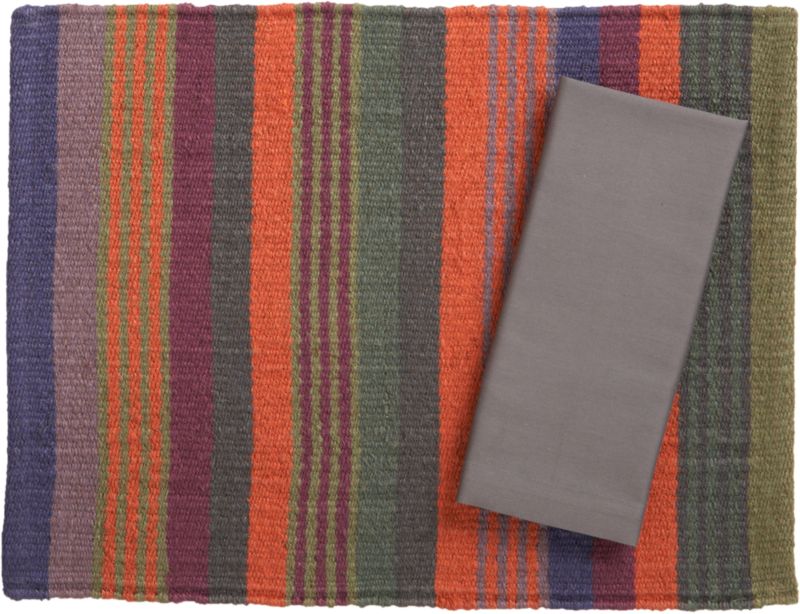 Veracruz Multi Placemat and Cotton Steel Grey Napkin