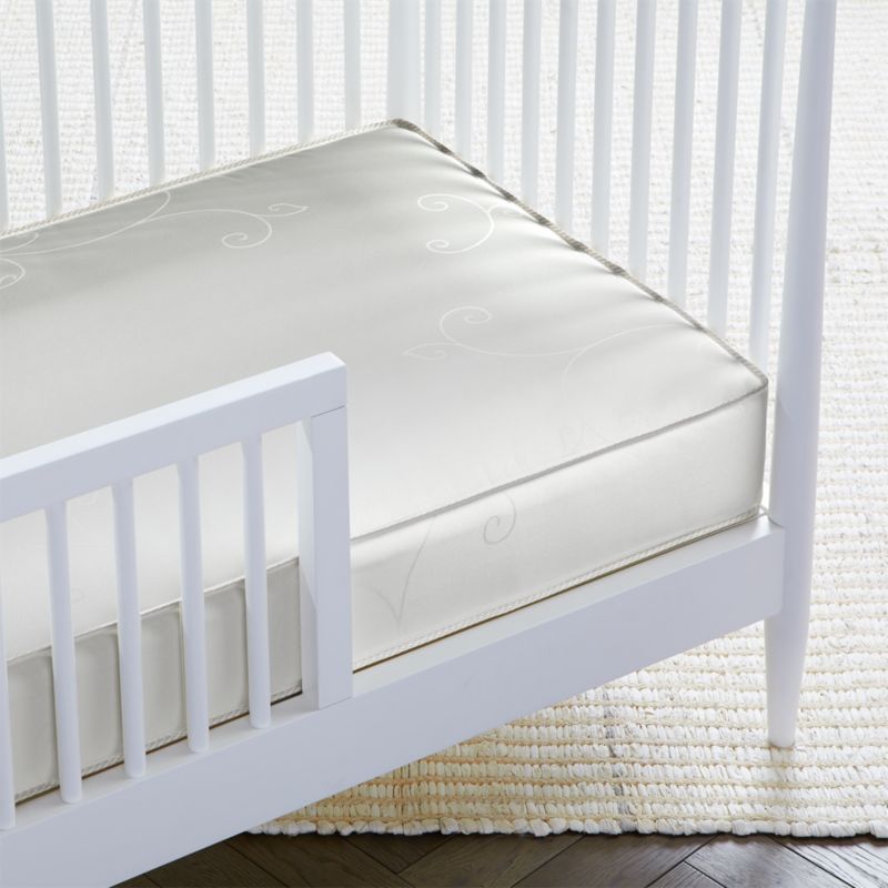 crate and barrel kids crib