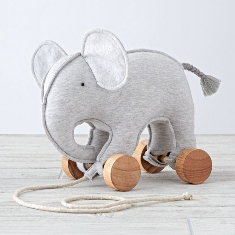 pull along elephant