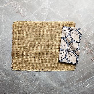Basa Natural Placemat and Flourish Dinner Napkin