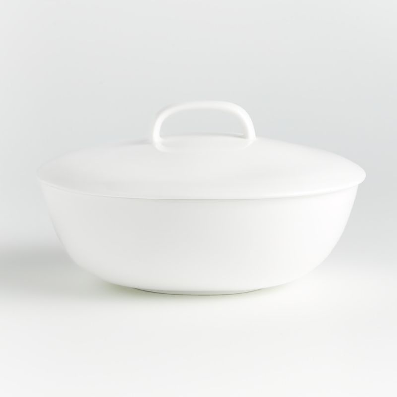 Bennett Oval Serving Bowl with Lid + 