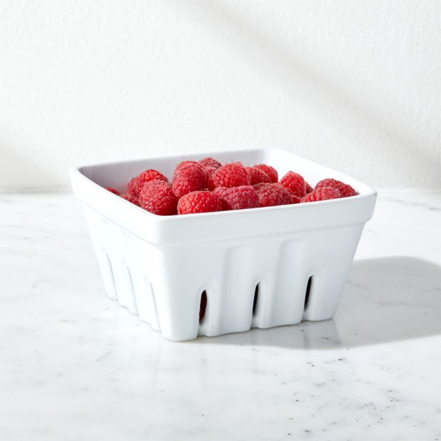 BerryBoxColander5p25inWhtSHF19