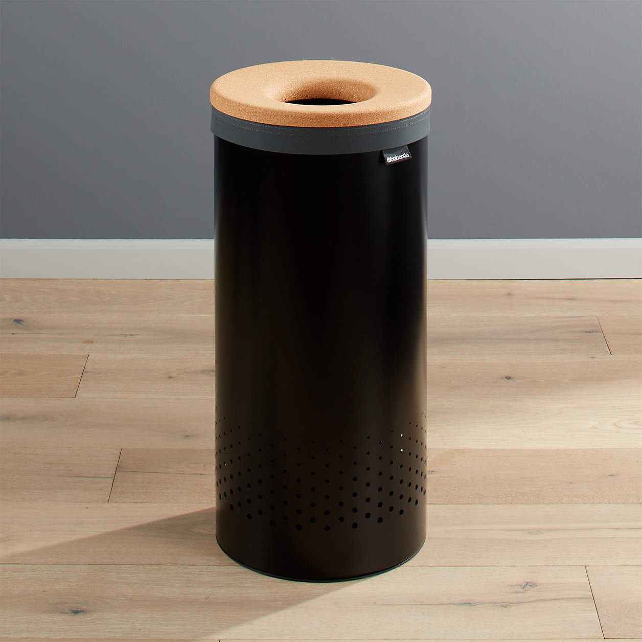 Brabantia 35Liter Black Laundry Bin with Cork Lid + Reviews Crate