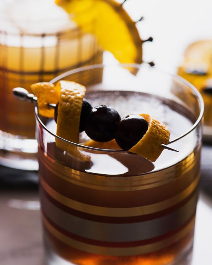 Cocktail Garnish Ideas: 4 Pro Tips