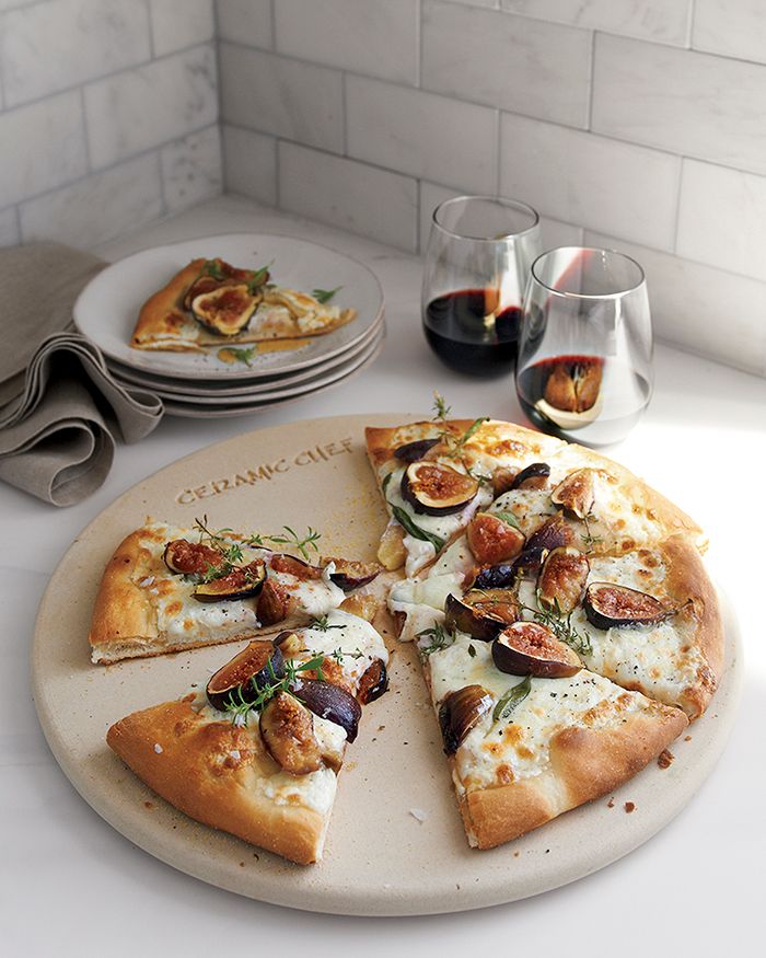How to Use a Pizza Stone