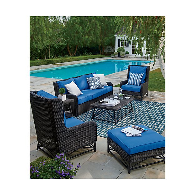 Aldo Ii Blue Indoor Outdoor Rug 8 X10 Reviews Crate And Barrel