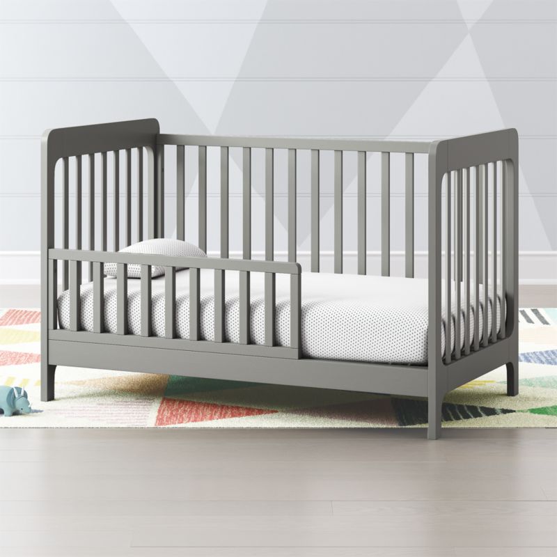 crib with toddler rail included