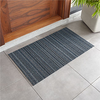 Door Mats And Boot Trays For Indoor Outdoor Crate Barrel Chilewich Blue Stripe Woven Floormat