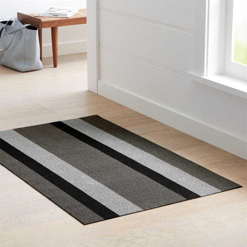 Chilewich Silver Black Woven Floormat 18 X28 Reviews Crate