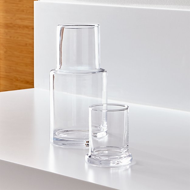 Compare to Other Products Decanters & Carafes: Add a new level of class when serving refreshments to guests with decanters & carafes. Free Shipping on orders over $45 at goodforexbinar.cf - Your Online Glasses & Barware Store! Get 5% in rewards with Club O! Krosno Logan Clear Glass ounce Handmade Carafe.
