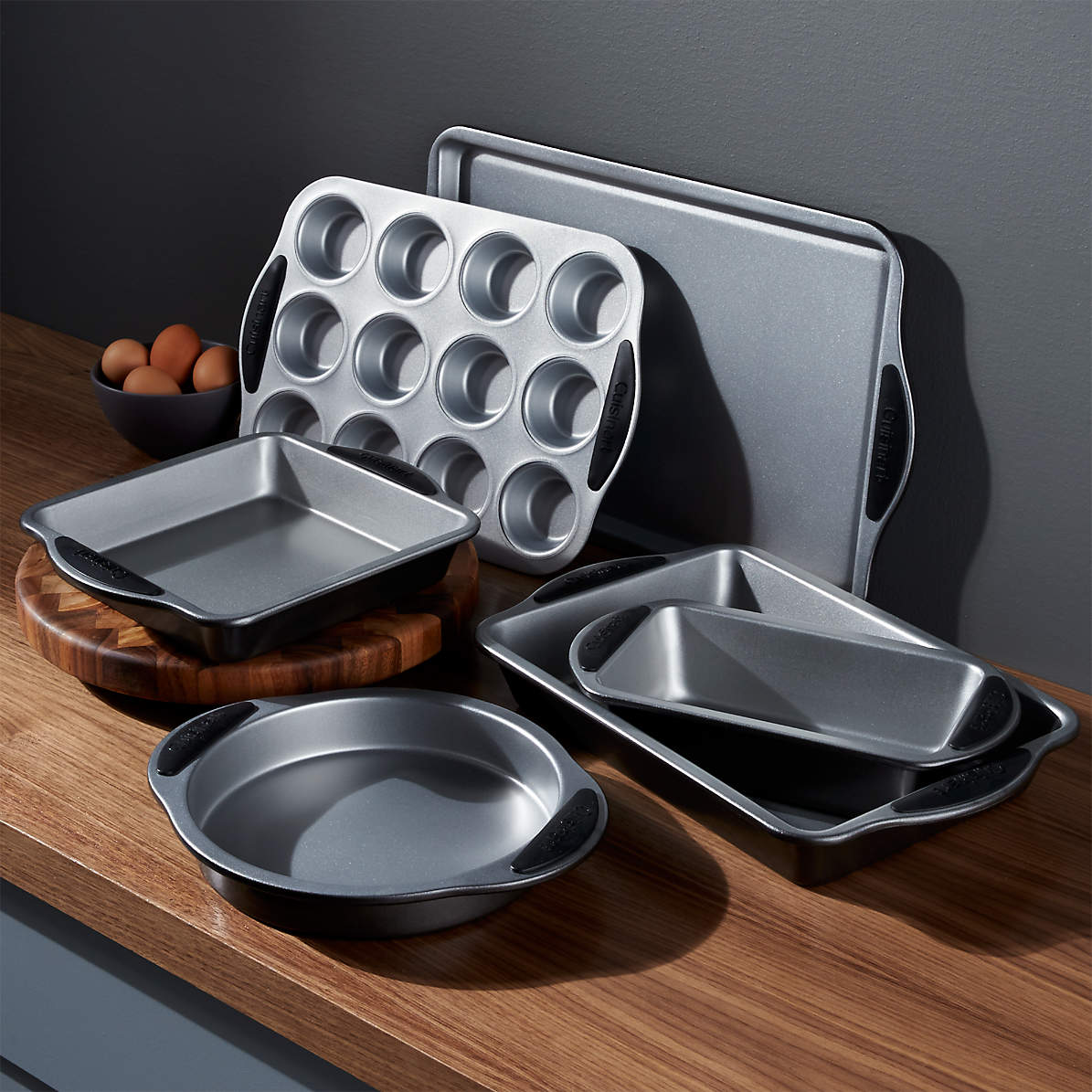 Bakeware set-bakerEze 6-Piece Non-stick Bakeware Set-Includes 6 Pc by BakerEze