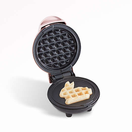 cinnamon roll dash mini waffle maker