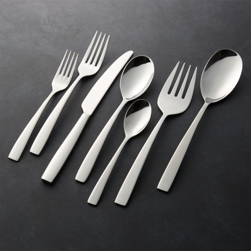 Dawson 22 Piece Flatware Set