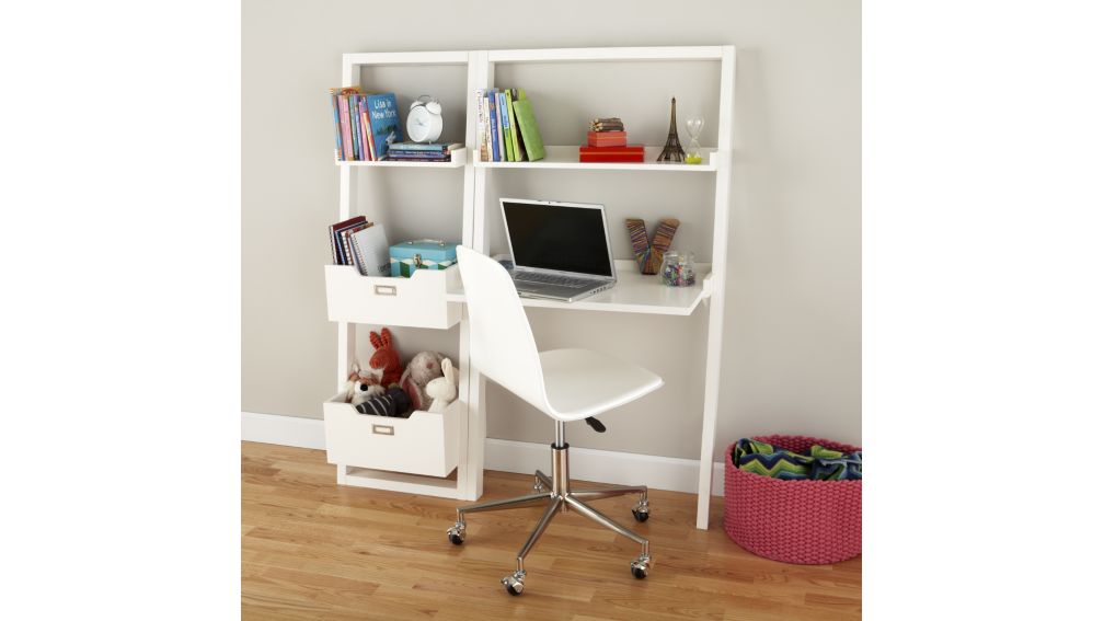 Kids White Little Sloane Leaning Desk in Kids Desks & Desk Chairs ...