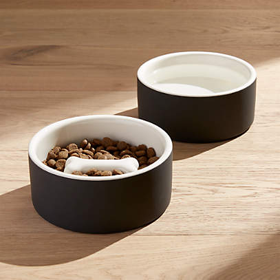 covered dog food bowls