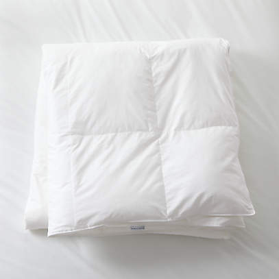 Parachute Lightweight Down Alternative King Cal King Duvet Insert Reviews Crate And Barrel