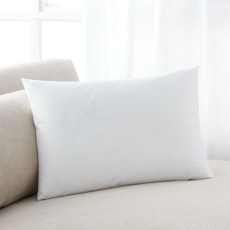 Down Alternative 18 X12 Pillow Insert Reviews Crate And Barrel