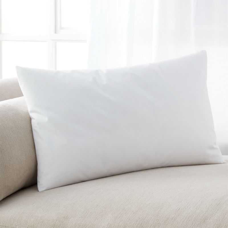 Down Alternative 24 X16 Pillow Insert Reviews Crate And Barrel