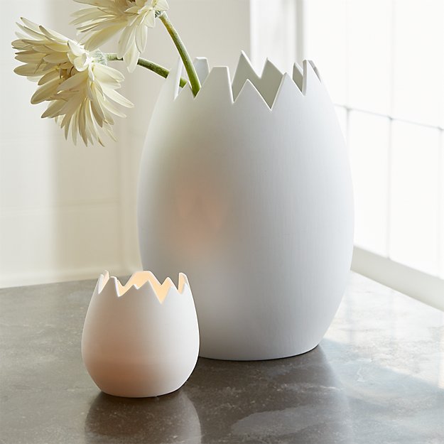 Eggshell Vase and Holder