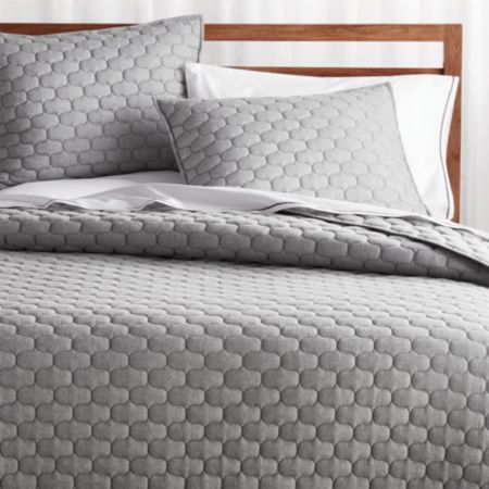 Fontaine Grey Cotton Quilt Full Queen Reviews Crate And Barrel