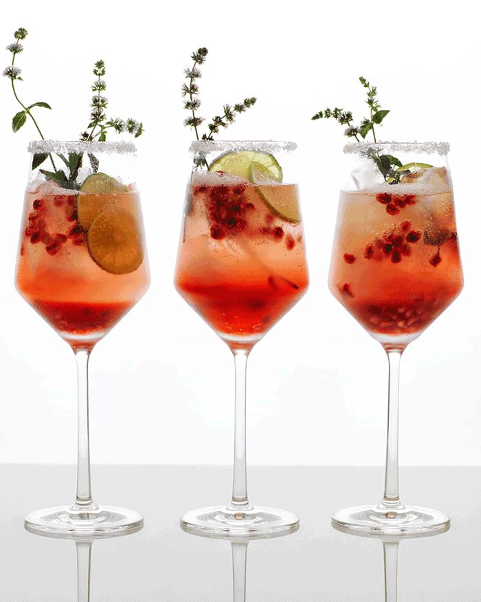 Mistletoe Mule Christmas Cocktail Recipe