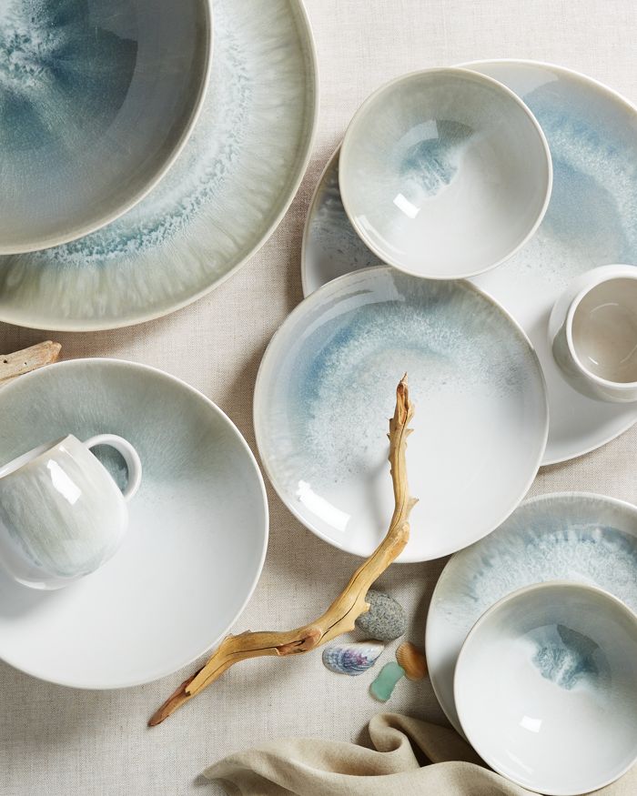 Porcelain Dinnerware Set Buying Guide: 5 Key Factors to Consider