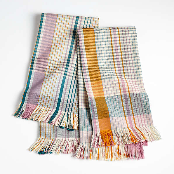 orange patterned towels