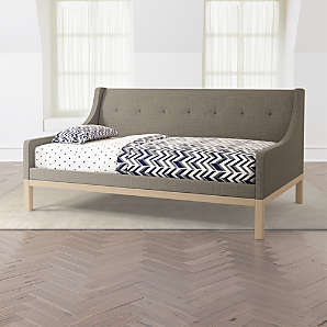 kids bed clearance