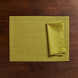 Grasscloth Green Placemat and Fete Green Cloth Napkin