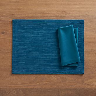 Grasscloth Corsair Placemat and Fete Corsair Cotton Napkin