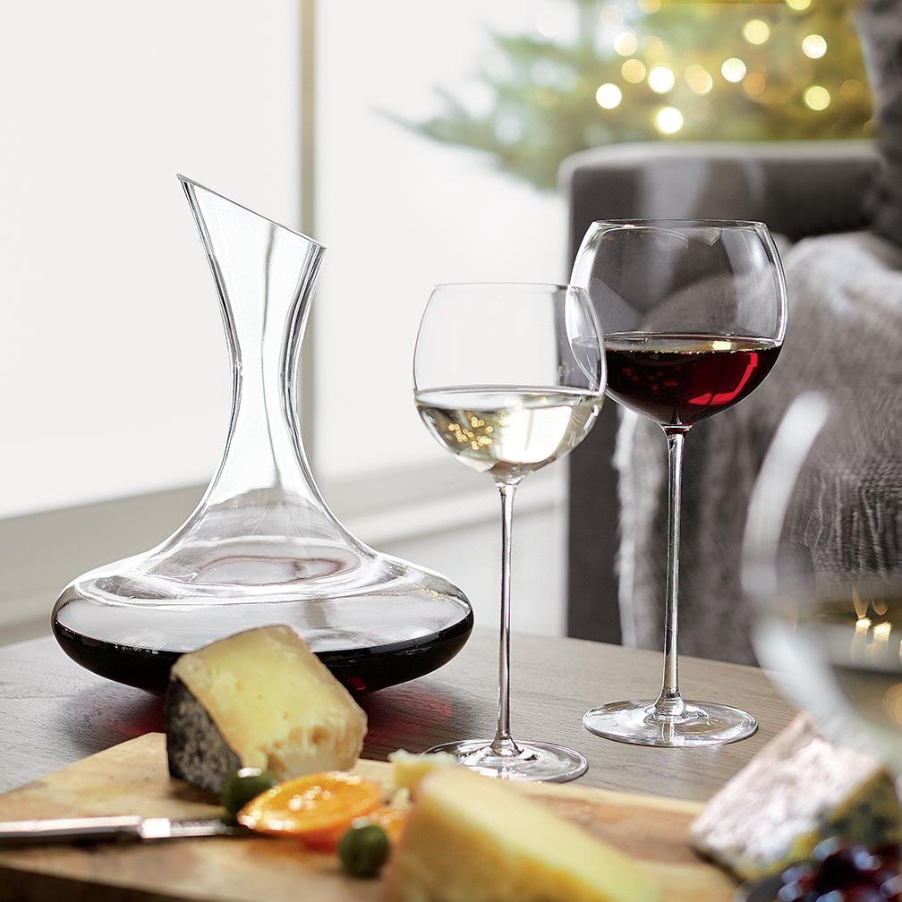 Welcome to Crate and Barrel BorderFree